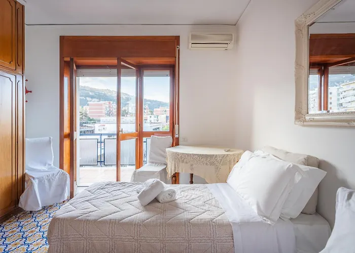 Anna House Апартаменты *