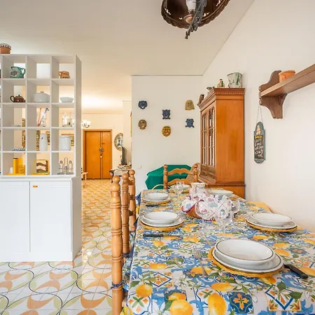 Anna House Apartment *