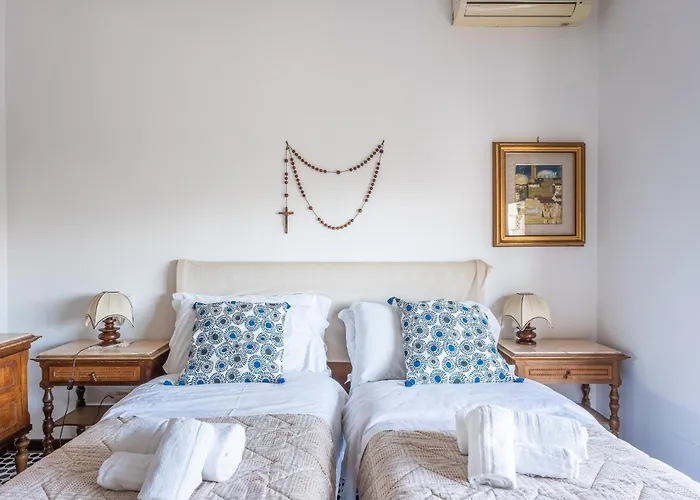 Anna House Apartment *